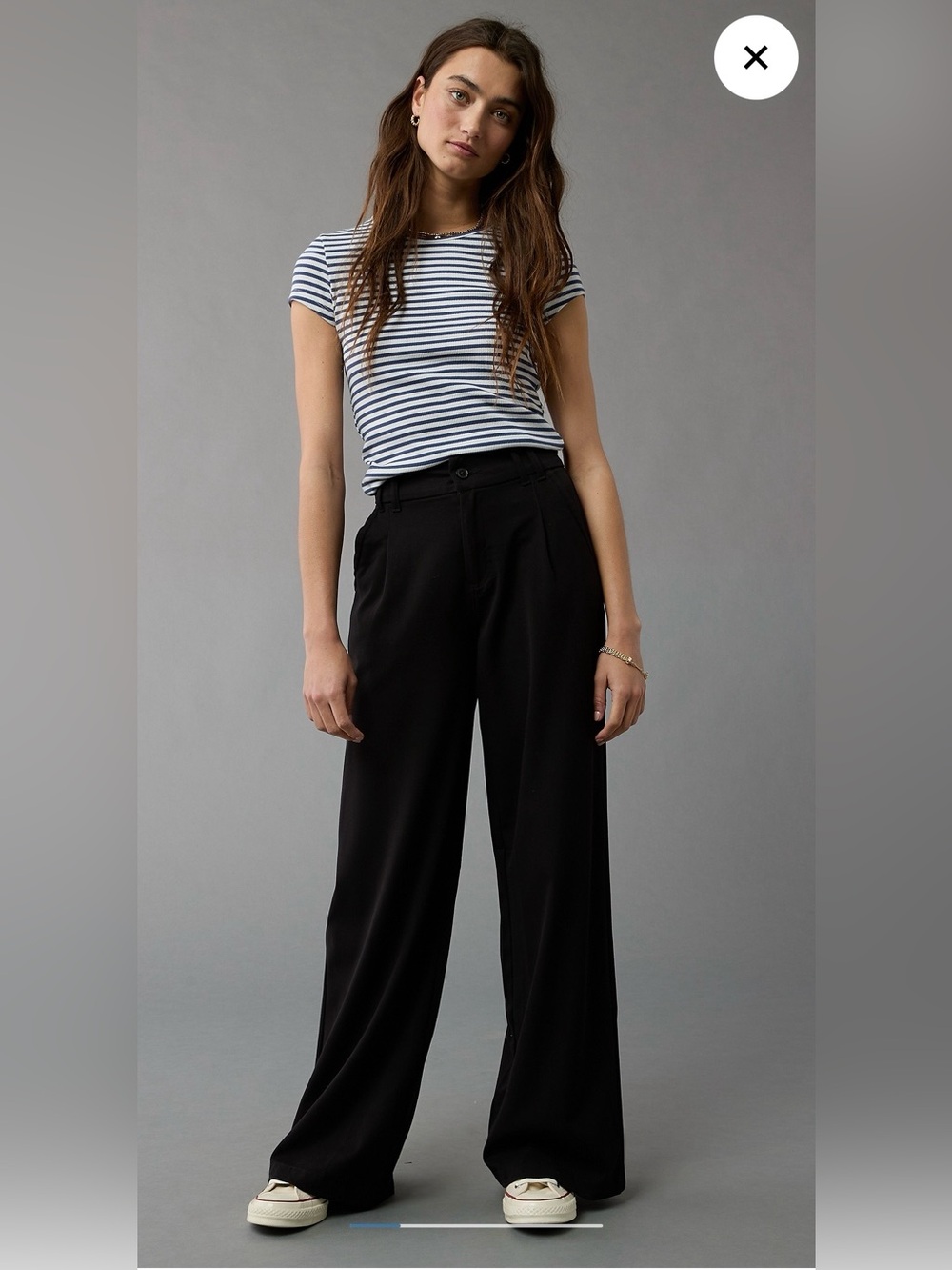 NWT American Eagle Wide Leg Trouser in stretch black fabric. Size 6 or 28 W.
